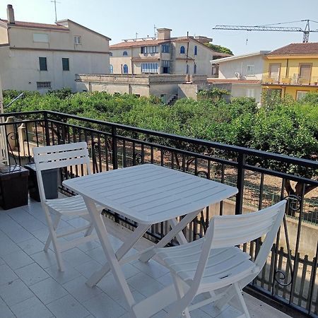 Appartement Casa Lulu Due Minuti Dal Mare à Ardore Marina Extérieur photo